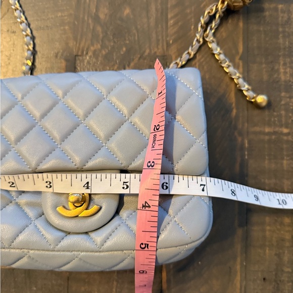 CHANEL 2022 mini pearl crush grey flap quilted handbag - Picture 2 of 11